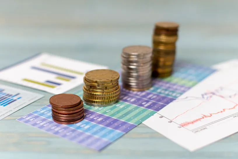 Navigate to Financial Freedom with Your Compound Interest Wealth Roadmap